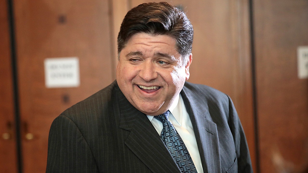 Ilinojaus gubernatorius Pritzkeris atmeta Trumpo Nacionalinės gvardijos planą Čikagai