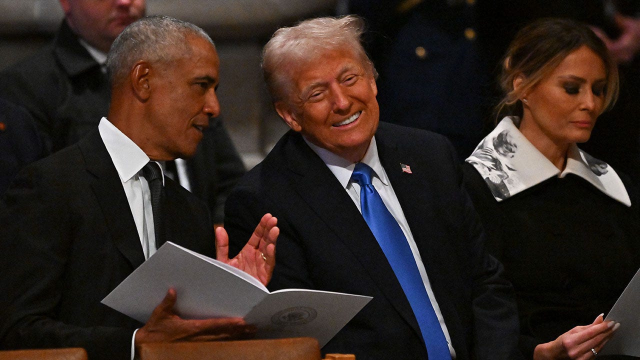 Obama perspėja D.Trumpo administracijos politiką rizikuoti Amerikos laisve