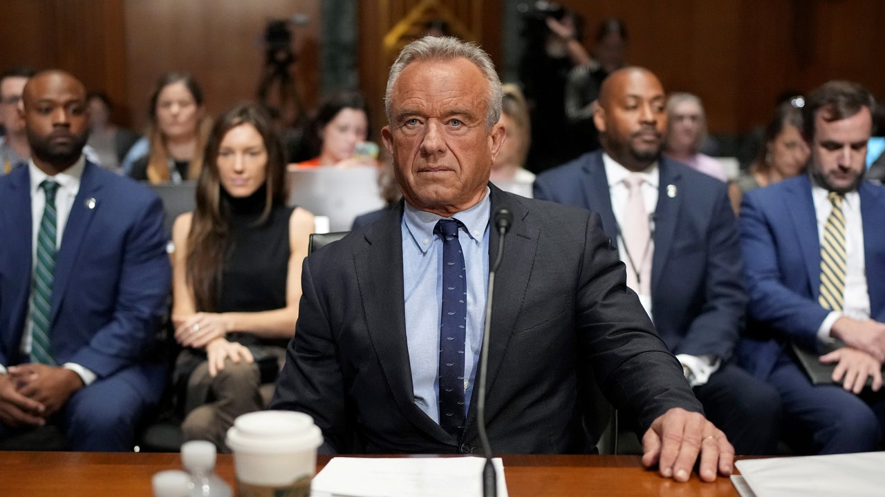 RFK Jr susiduria su priešišku Senato posėdžiu dėl CDC šaudymo, vakcinų