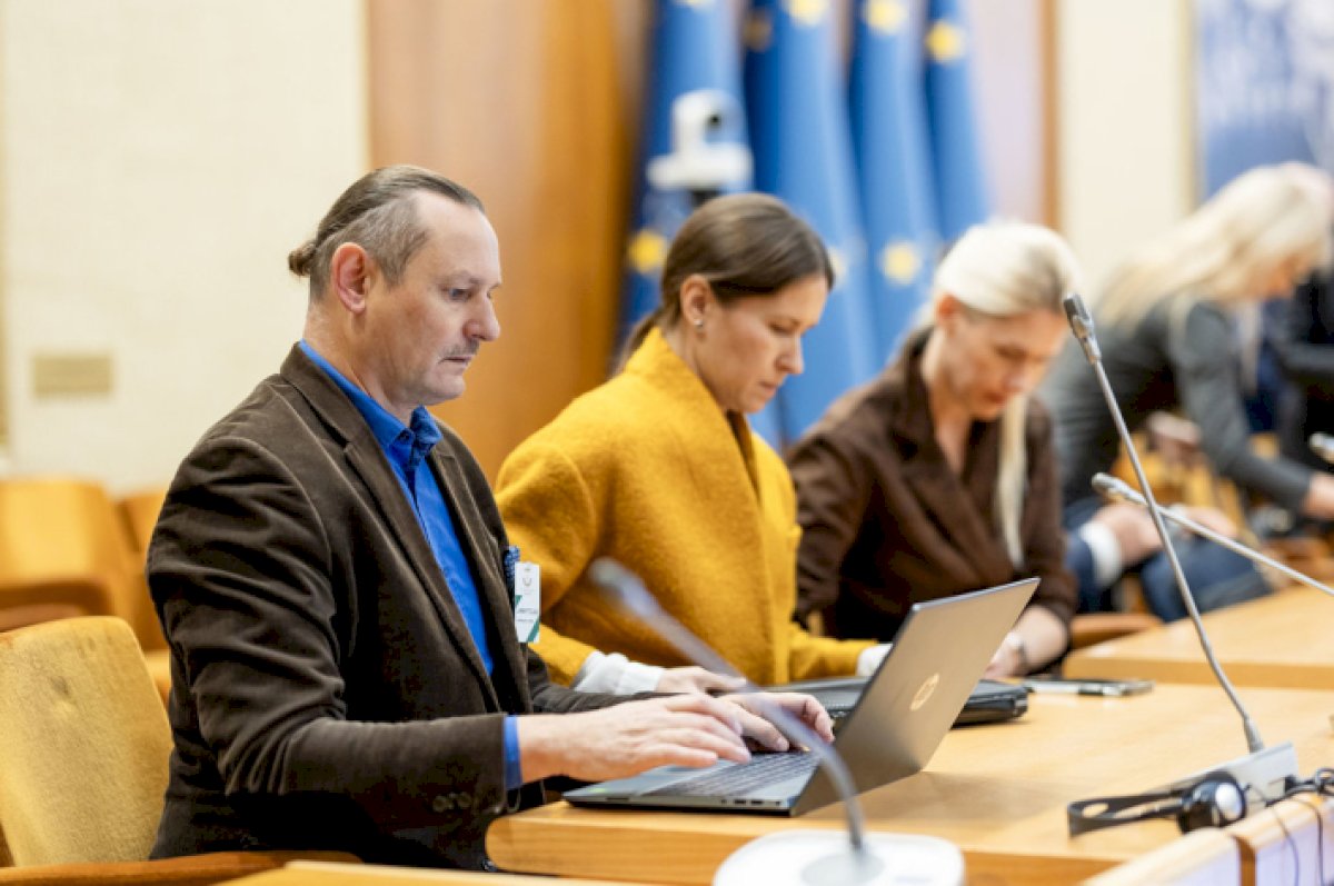 LRT taryba aiškinsis, kaip transliuotojo užvaldymu apkaltinusi vadovė ketina toliau dirbti