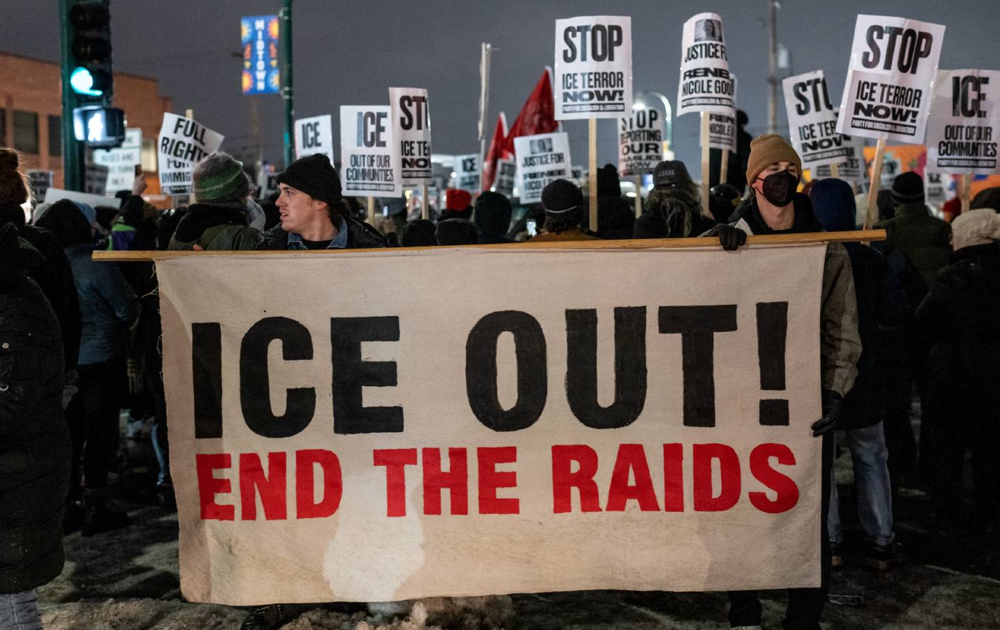 Panaikinti ICE arba GTFO | Tauta